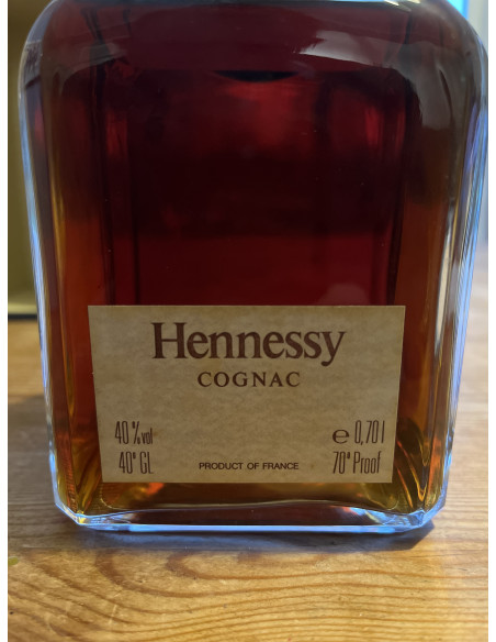 Hennessy Cognac Library Tome Blue Book 012