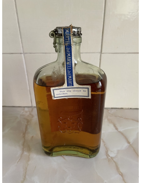 Martell Cognac Very old pale 3 star Flask 07