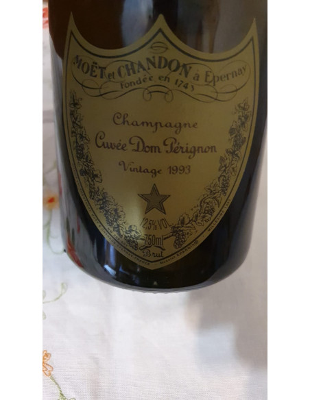 Moet et Chandon Cuvée Dom Pérignon 1993 Champagne 010