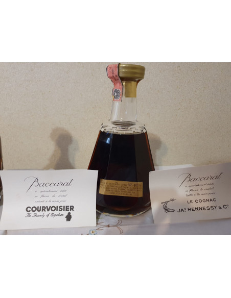 Courvoisier Cognac VSOP Baccarat Crystal 08