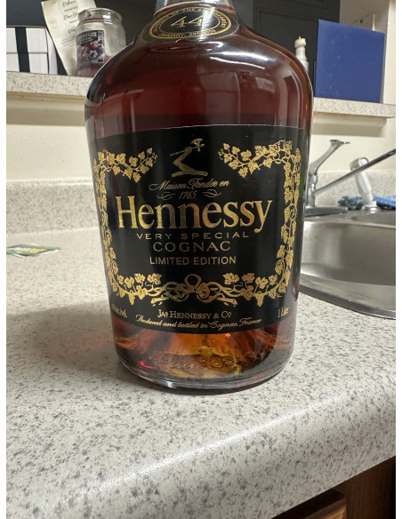 Hennessy Cognac Limited Edition VS In Honor of the 44th President 010
