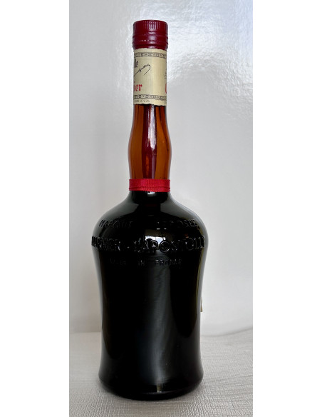 Marnier Cognac Cherry Marnier 09
