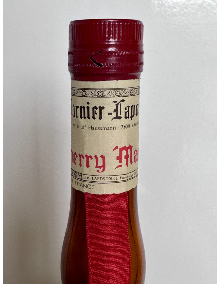 Marnier Cognac Cherry Marnier 010