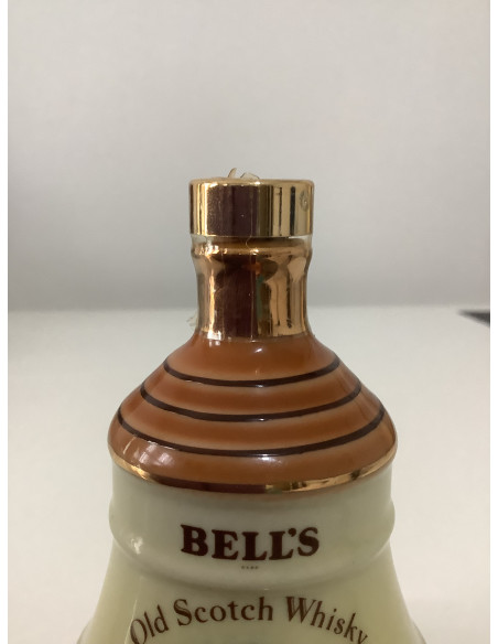 Bell's Extra Special Whisky (Miniature 5cl ceramic decanter) 09