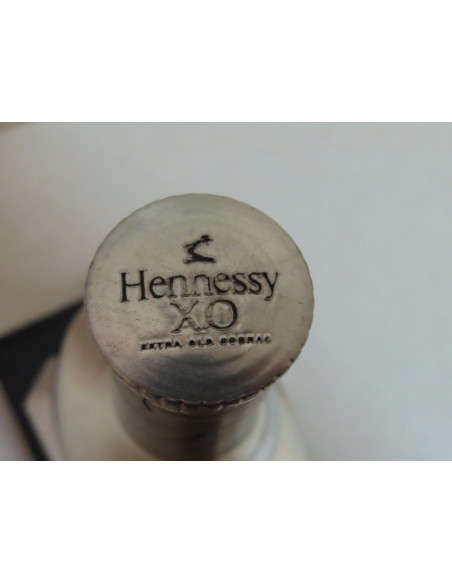 Hennessy Cognac XO 4th Exclusive Collection Odyssey Arik Levy 010