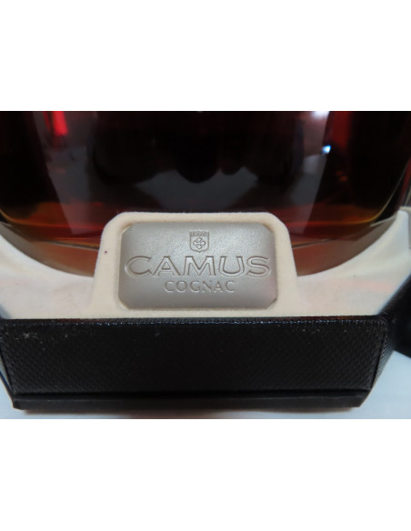Camus Cognac Extra Elegance 016