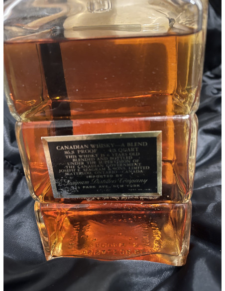 Seagram's 1952 V.O. Canadian Whiskey 08