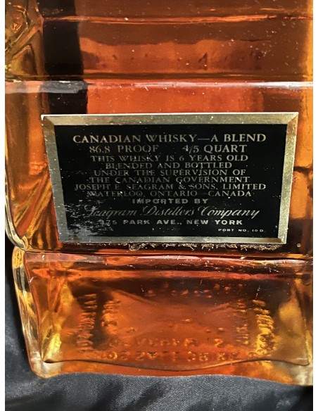 Seagram's 1952 V.O. Canadian Whiskey 011