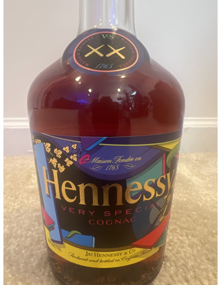 Hennessy Cognac V.S. Limited Edition Kaws XX 010