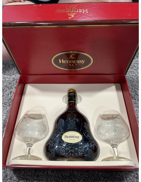 Hennessy Cognac X.O set 2 glasses 013