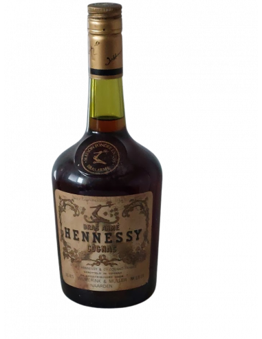 Hennessy Cognac Bras Armé Hennessy Cognac 01