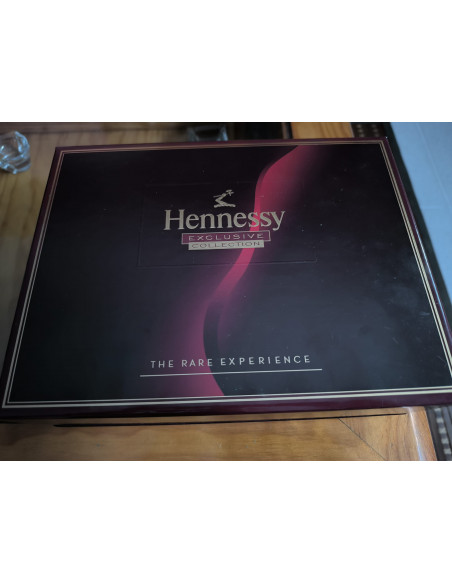 Hennessy Cognac 'The Rare Experience'  XO & Paradis Extra set 013