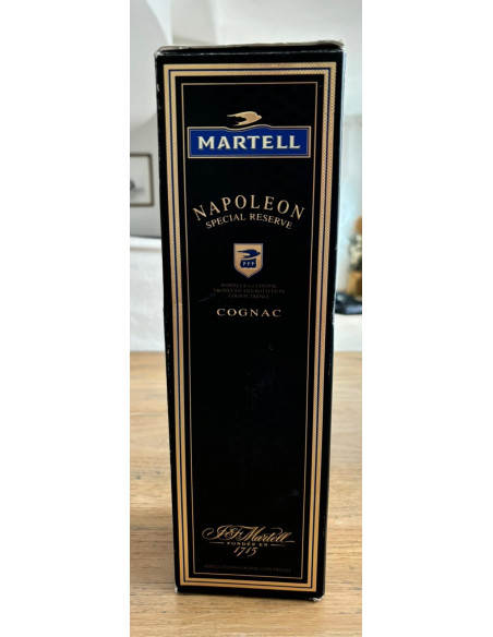 Martell Cognac Napoleon Speciale Reserve 012