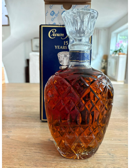 Crown Royal 15 Years Old Whisky 1980s 08