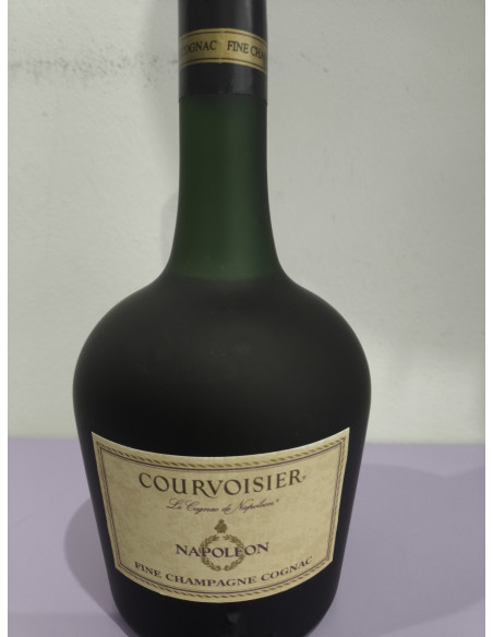 Courvoisier Cognac Napoleon 09