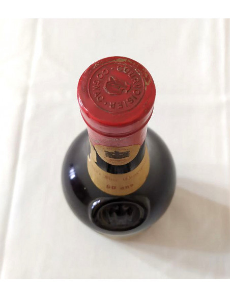 Courvoisier Cognac 60 Years Old 09