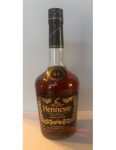 Hennessy Cognac Limited VS edition in Honor of the 44th president 012