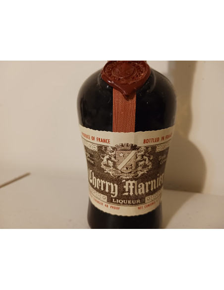 Marnier Cognac Cherry Marnier 010