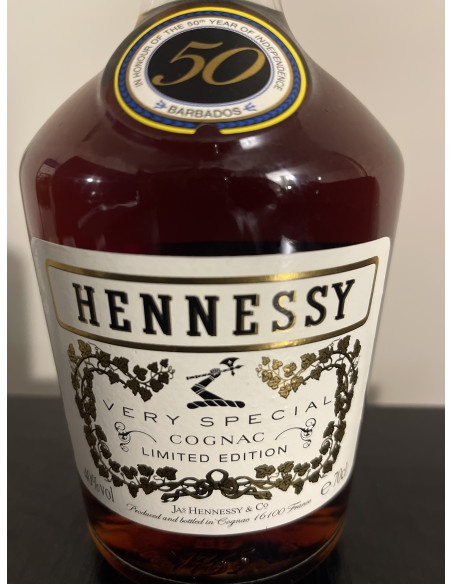 Hennessy Cognac VS Limited Edition Barbados 50th Years of Independance 010