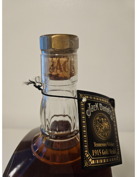 Jack Daniel's Gold Medal 1915 Limited Edition 011