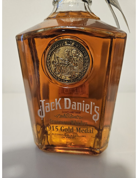 Jack Daniel's Gold Medal 1915 Limited Edition 013