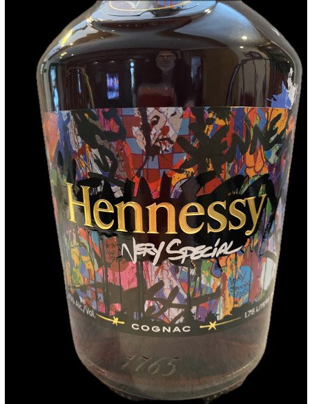 Hennessy Cognac Deluxe Limited Edition By JonOne Magnum (1.75 Ltr) 012