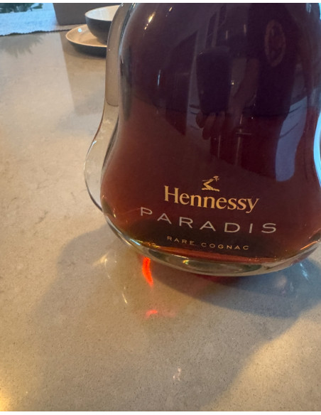 Hennessy Paradis Rare Cognac 011