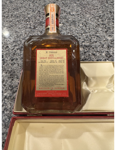 Canadian Masterpiece 1962 Blended Whisky 09