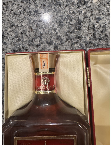 Canadian Masterpiece 1962 Blended Whisky 010