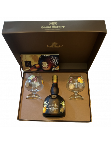 Grand Marnier Cent Cinquantenaire Set with 2 Glasses 07