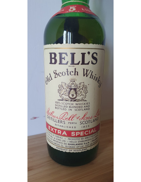 Bell's 5 Years Old Extra Special Whisky 010