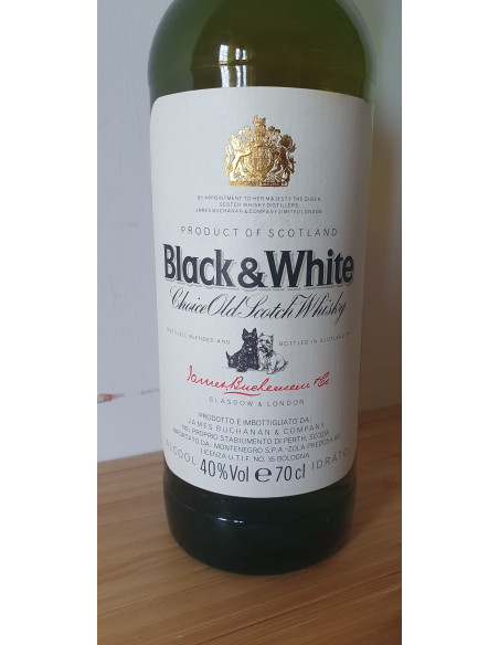 James Buchanan Black and White Scotch Whisky 1990s 010