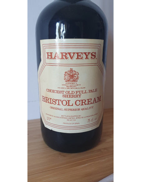 Harveys Bristol Cream Choicest Full Pale Sherry 1980s 010