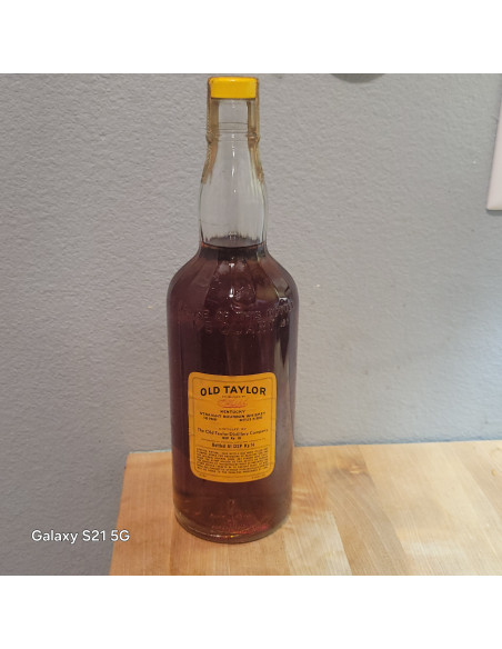 Old Taylor Kentucky Straight Bourbon Whisky 1960s 08