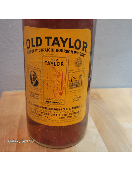 Old Taylor Kentucky Straight Bourbon Whisky 1960s 011